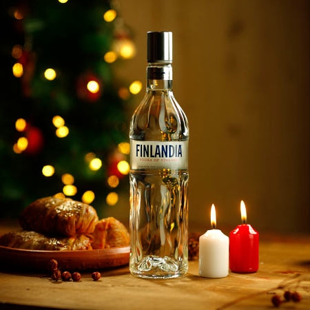 CREATION OF LOCAL PHOTO CONTENT FOR FINLANDIA VODKA